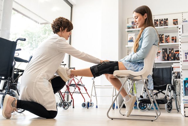 Abrechnung im Sanitätshaus für Hilfsmittel – NOVENTI bietet digitale Lösungen und sichert schnelle Auszahlung.